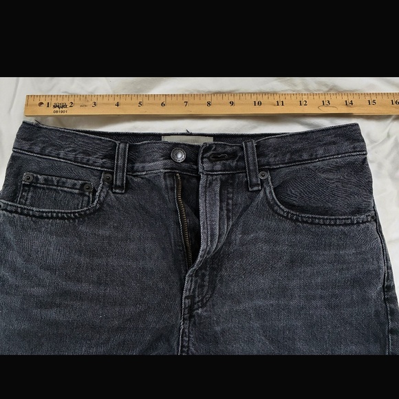 Everlane black denim shorts 25 - Picture 4 of 8